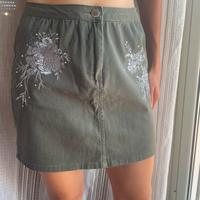 Gonna floreale verde militare, stile boho