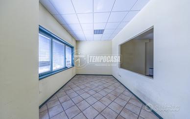 Locale Commerciale a Quarto d'Altino 10 locali