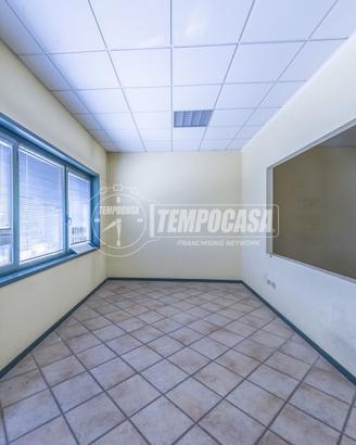 Locale Commerciale a Quarto d'Altino 10 locali