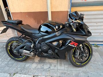 SUZUKI GSX-R 600(2006) 33.000KM MIVV COMPLETO