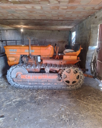 Trattore cingolato Fiat