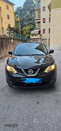 Autovettura Nissan Qashqai 