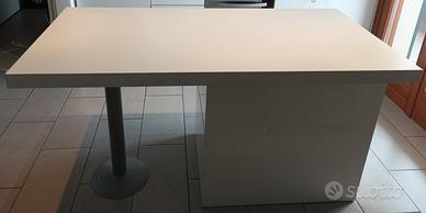 Tavolo pranzo con contenitore 