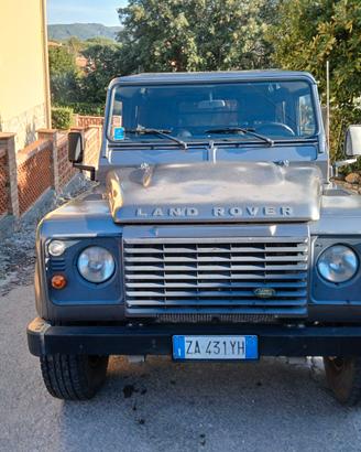 Land Rover Defender 90