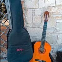 Chitarre classiche come nuove (mai utilizzata)