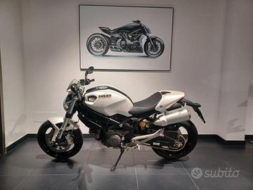 Ducati Monster 696 Plus 2012