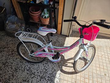 bicicletta da ragazza