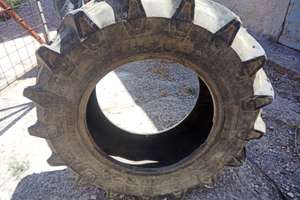 Gomma Pirelli 380 70 24