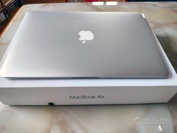 Apple MacBook Air 13" (2017) - Core i5 / 8GB / 128