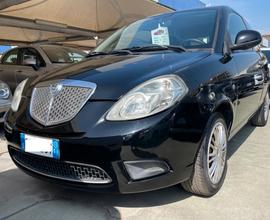 LANCIA YPSILON 1.2 BENZ