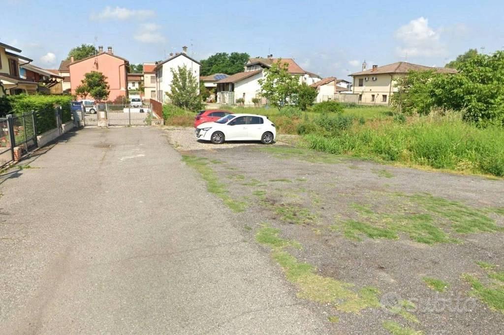 Immobile in asta di 6967 m² a Pieve Porto Morone - Vista 4