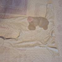 Cuscino allattamento e vestiti bimba