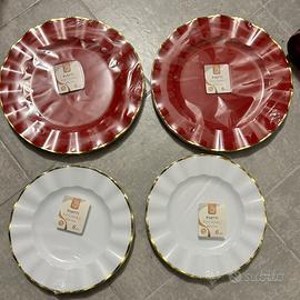 Piatti plastica nuovi