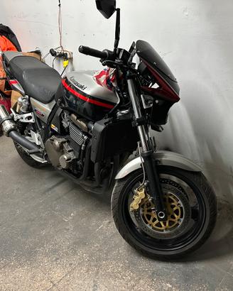 Kawasaki Zrx 1200