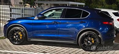 Alfa Romeo Stelvio Q4  2017