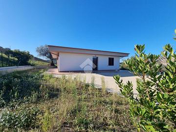 VILLA SINGOLA A CELLINO ATTANASIO