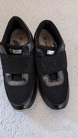 Scarpe donna 38/38,5 per tutto 40€