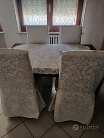Quattro sedie da sala