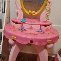 tavolino trucco bimba 