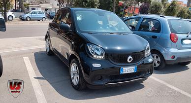 SMART FORFOUR 1.0 BENZ-PREZZO PROMO!