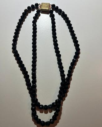 Vecchia collana in granati