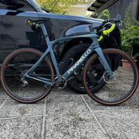Pinarello grevil taglia 57.5 full carbon sram forc