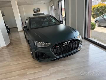 Audi A4 RS 4 Avant