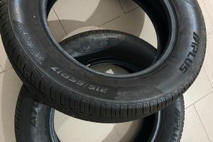 Pneumatici invernali 215/65/17