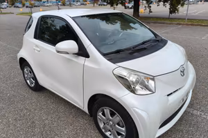 Toyota iQ 1.0 Sol