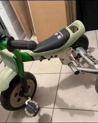 Triciclo kawasaki