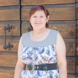 Badante assisto anziana con alzeimer e allettata