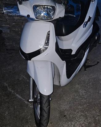 peugeot tweet 150