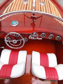 Riva Aquarama maquette de luxe