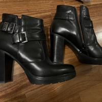Scarpe stivaletti  Nero Giardini n.37,zona Eur
