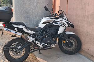 benelli trk 502x 