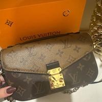 Pochette Metis Louis Vuitton