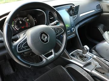 RENAULT MEGANE. 