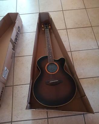 Chitarra acustica Yamaha
