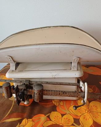 bilancia pesa neonati anni 30- vintage