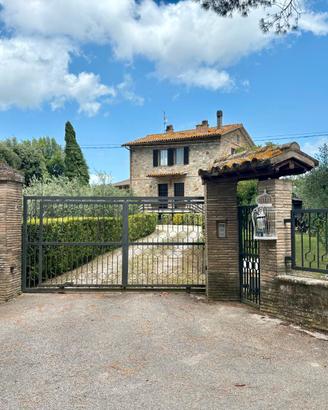 Delizioso appartamento in zona tuderte