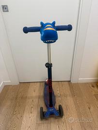 Monopattino Maxi Micro Deluxe LED