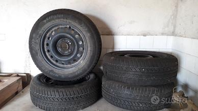 4 Gomme invernali + 4cerchi in acciaio