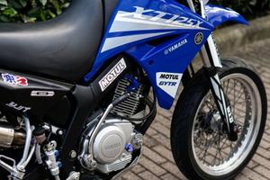 YAMAHA XT 125x motard