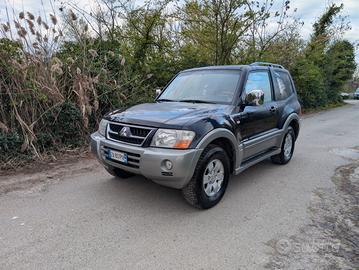 Mitsubishi  Pajero 3.2 