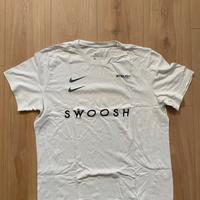 Maglietta T-Shirt Nike Sportswear White Swoosh