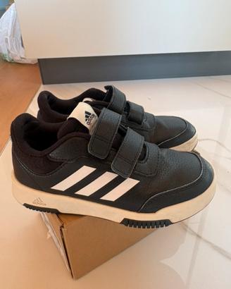 Adidas pelle nere N33