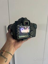 Canon 5D mark ii + canon 28 70 f 2.8