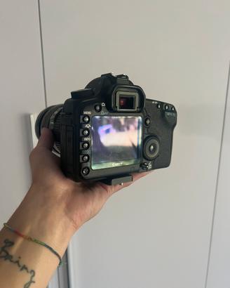 Canon 5D mark ii + canon 28 70 f 2.8