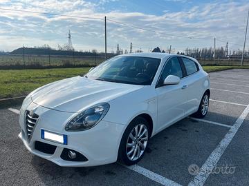 Alfa Romeo Giulietta 1.6 JTDM-2 105 CV PROGRESSION