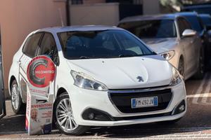 Peugeot 208 PureTech 82 5p. GPL Allure
